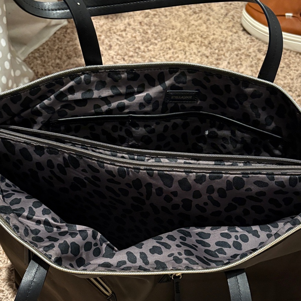 Stella & Dot Black Leopard Lined Tote